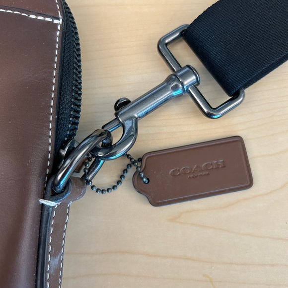 NWOT Coach Beckett Slim Brief - Picture 6 of 12